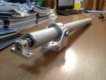 電動(dòng)開(kāi)窗器的工作頻率及電壓
